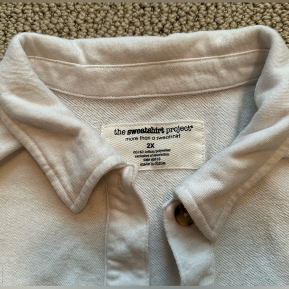 White sweatshirt material button down XXL - Picture 2 of 4